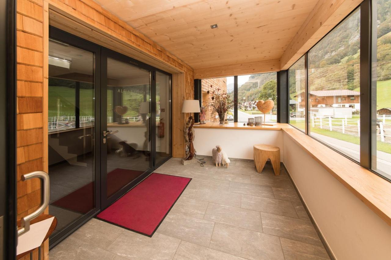 Alpine Lodge Kloesterle Am Arlberg ห้อง รูปภาพ